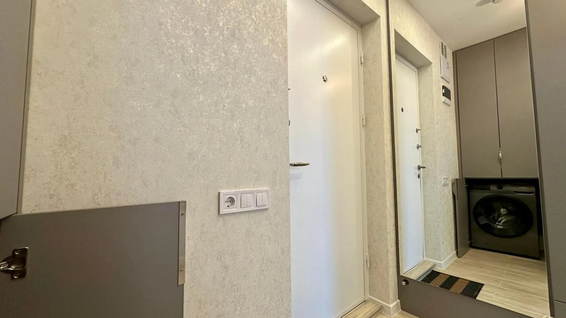 Grand Beach Apartments Batumi 0*,  Gruzja