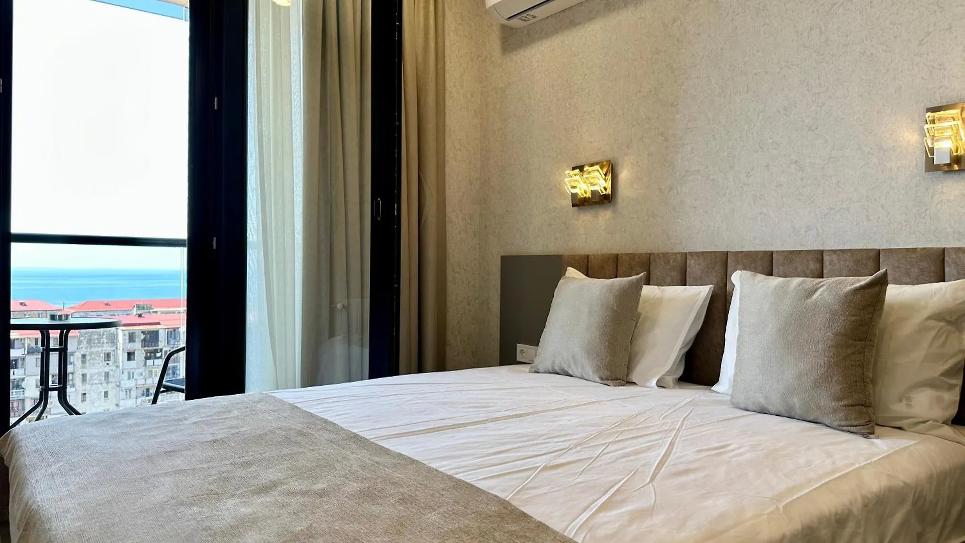 Grand Beach Apartments Batumi