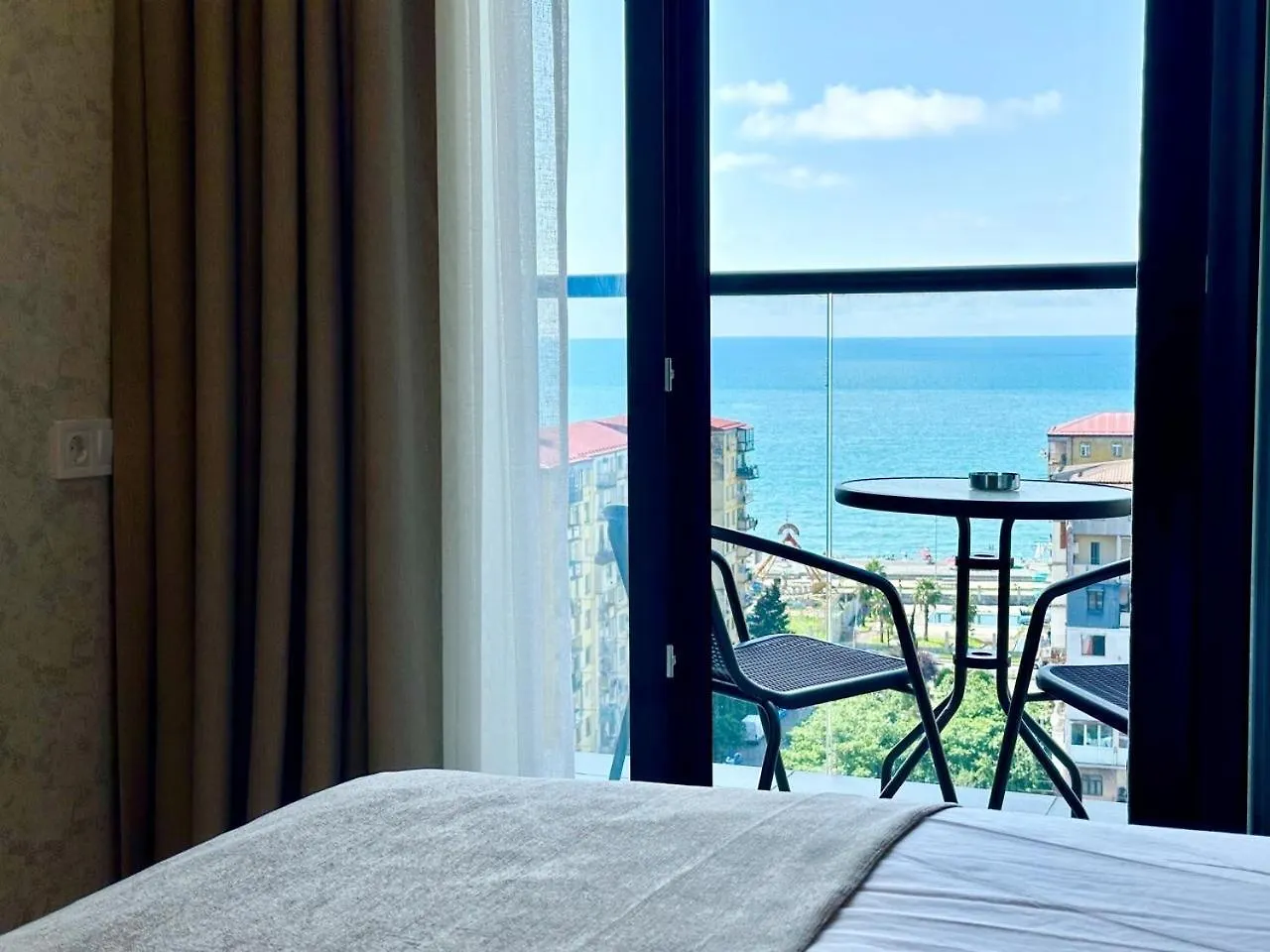 Grand Beach Apartments Batumi 0*,  Gruzja